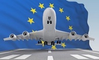 Avião e bandeira da Europa